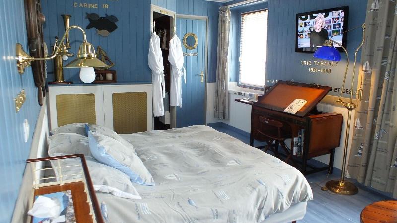 Hotel - Restaurant - Salon De The Le Beausejour Tregastel Bagian luar foto